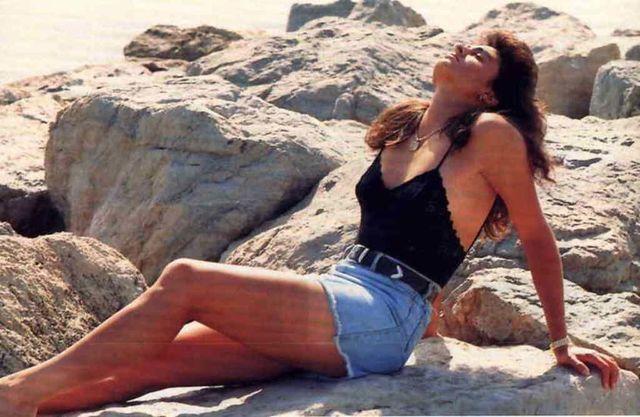 actress Gabriela Sabatini 19 years in one's birthday suit foto home