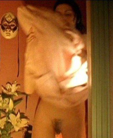 Gina Bellman hot nude
