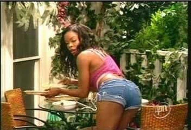 actress Golden Brooks 24 years in the altogether art in public