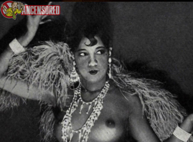 Josephine Baker topless