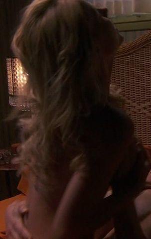 Julie Benz leaked nude