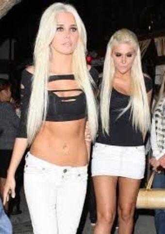 models Karissa and Kristina Shannon 21 years nipple art beach