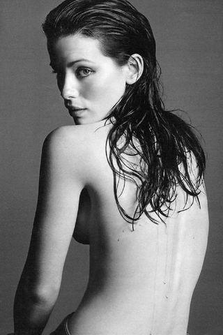 Kate Beckinsale topless photos