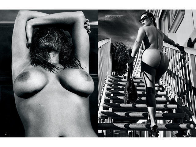 Kim Kardashian topless photos