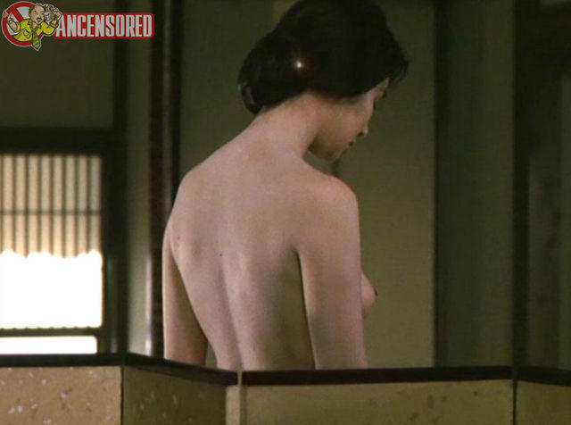 Kumiko Akiyoshi topless picture