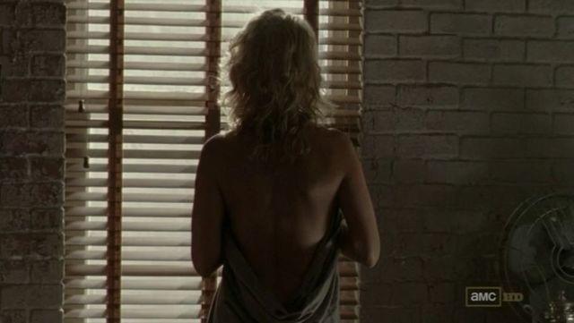 actress Laurie Holden 18 years Without brassiere foto home