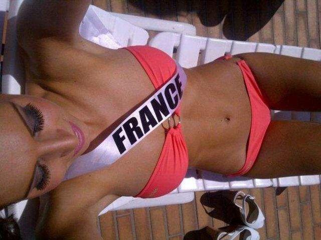 Laury Thilleman hot pics