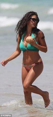 celebritie Ludivine Sagna 20 years in one's birthday suit pics in the club