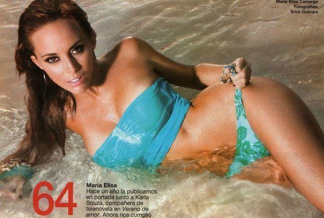 María Elisa Camargo bikini