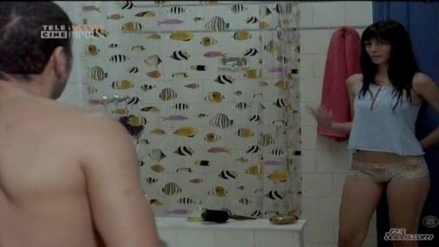 actress Natasha Haydt 21 years naked photography in public