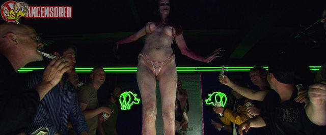celebritie Penny Drake teen teat photo in the club