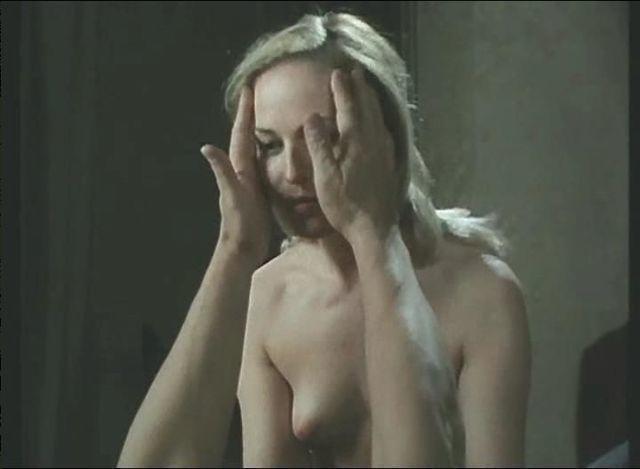 Roxanne Bach desnudo caliente