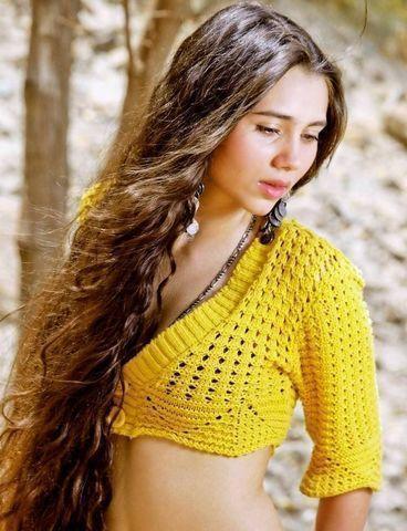 celebritie Sashaa Agha 19 years libidinous foto beach