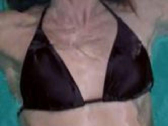 Stephanie Szostak nude leaked