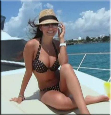 Tania Rincón Bikini