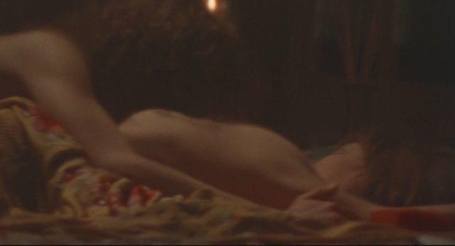 Toni Collette desnudo caliente