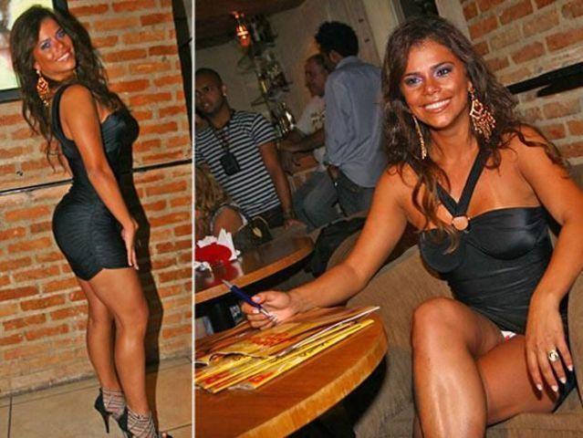 models Viviane Castro 20 years nudity foto in the club