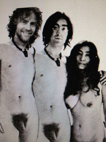 Yoko Ono nackt