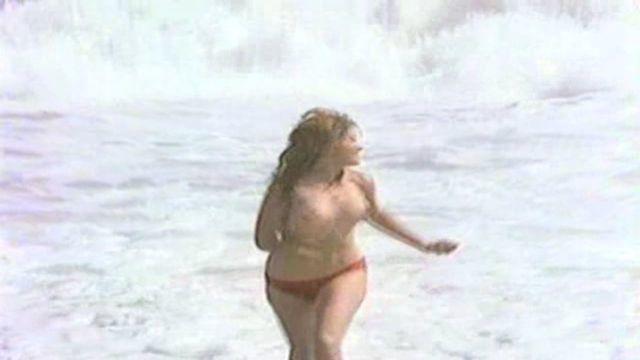 celebritie María Sorté teen Without swimming suit pics beach