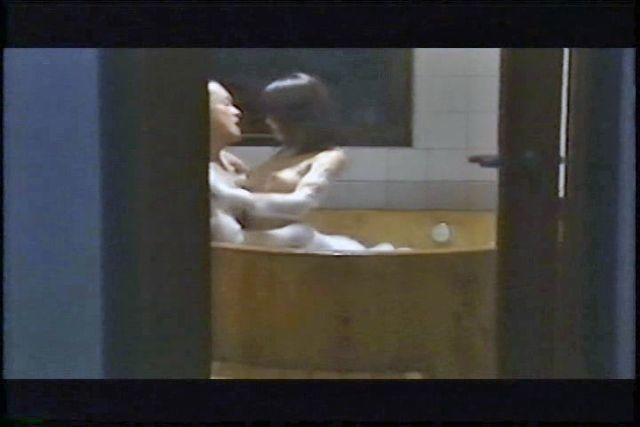 Tomomi Kuribayashi escena de sexo