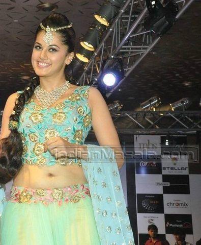celebritie Taapsee Pannu 19 years hooters pics home