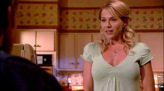 Julie Benz the fappening