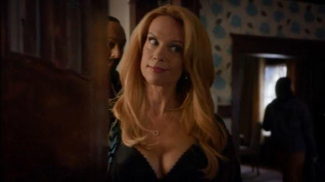 celebritie Chase Masterson teen natural image home