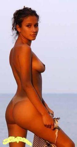 models Indira Varma 22 years obscene pics in public