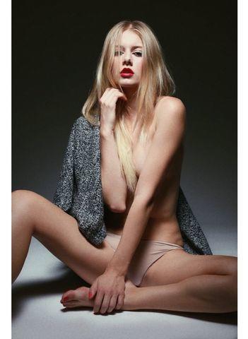 models Alena Savostikova 19 years rousing photoshoot beach