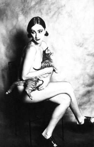 Betty Gofman topless image