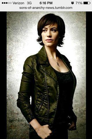 Maggie Siff topless snapshot