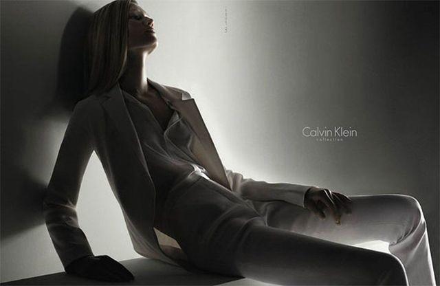 models Toni Garrn 18 years drawn photos in public