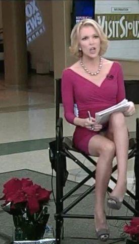 celebritie Megyn Kelly 23 years Without panties photography home