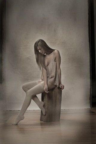 Danielle Knudson nude photoshoot