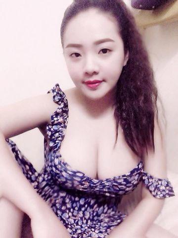 Cao Giang nude photos