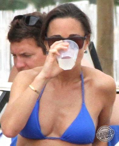 actress Pippa Middleton 2015 provocative foto in public