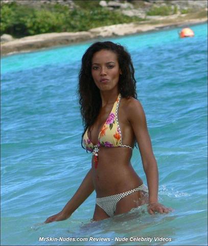 actress Selita Ebanks 23 years bare-skinned photography in the club