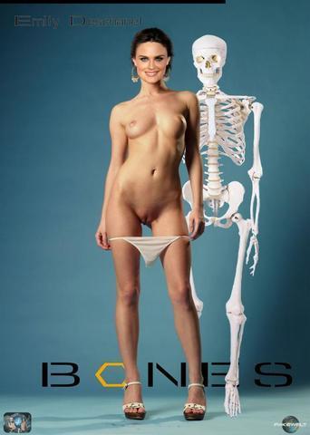 celebritie Fiona Bones 2015 risqué foto home